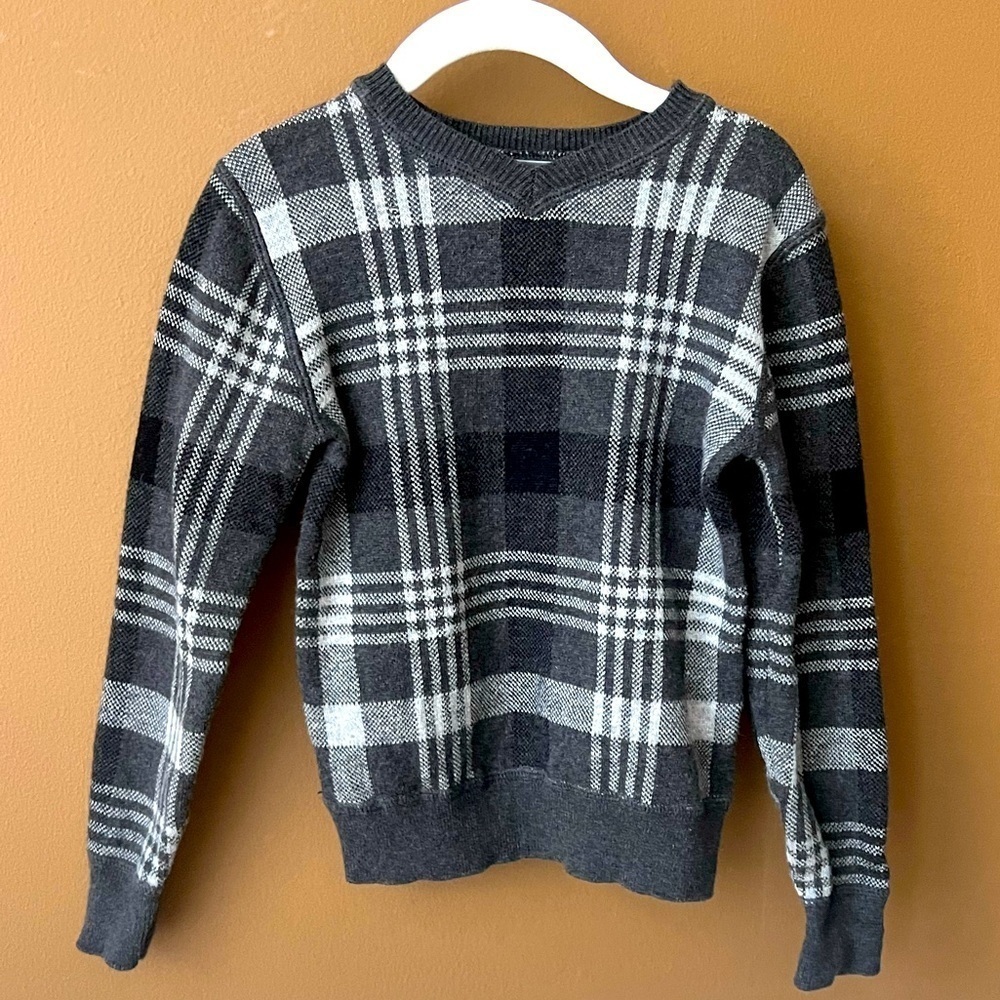 VINCE Boys Plaid Grey V-neck Sweater Size 5 Preppy Wool Blend